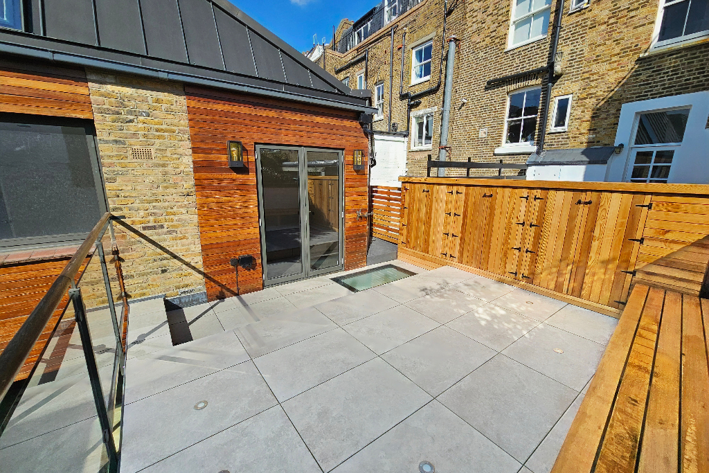 Erskine Mews 1850 per week - Image 9