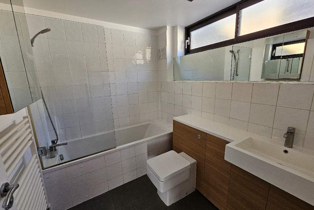 Erskine Mews 1850 per week - Image 13