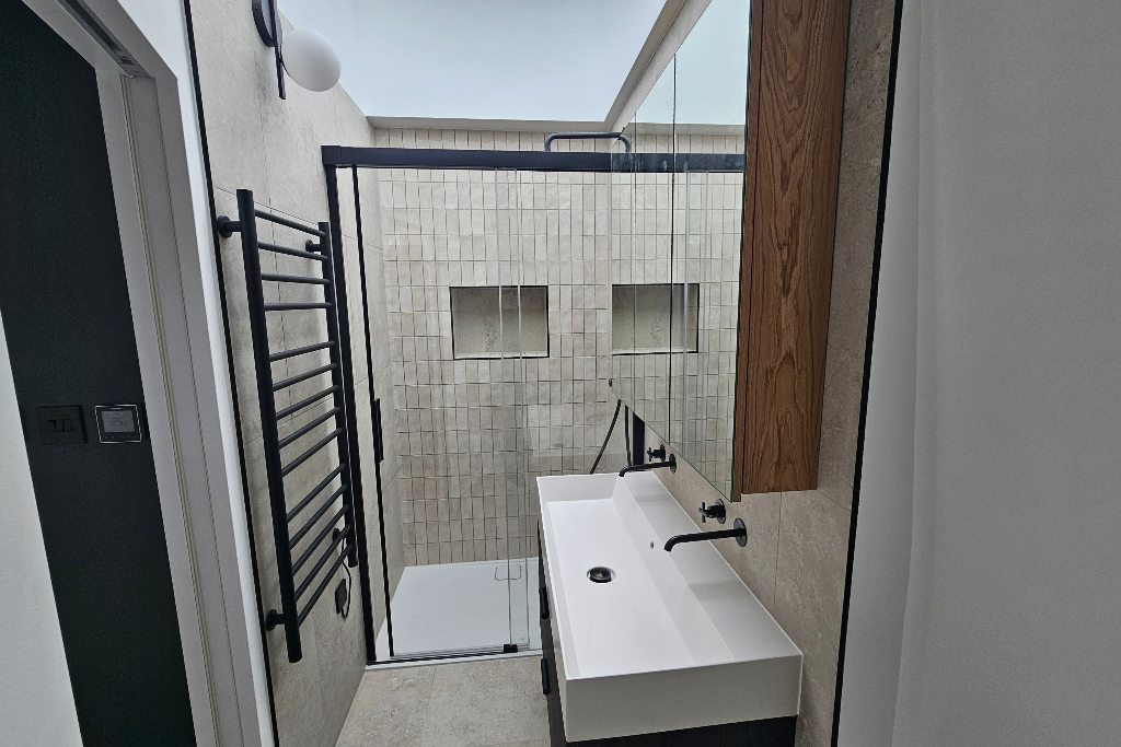 Erskine Mews 1850 per week - Image 11